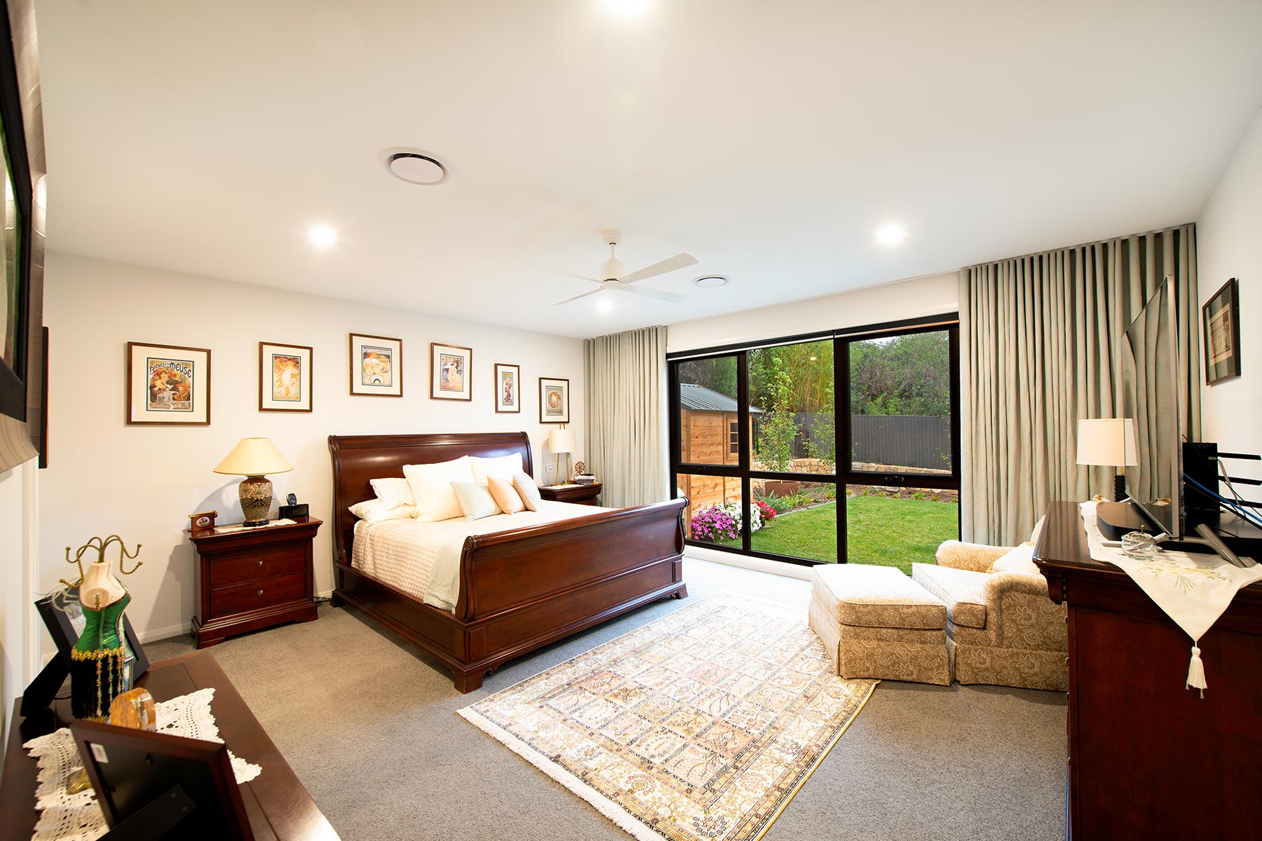 Graceful Griffith home gallery image