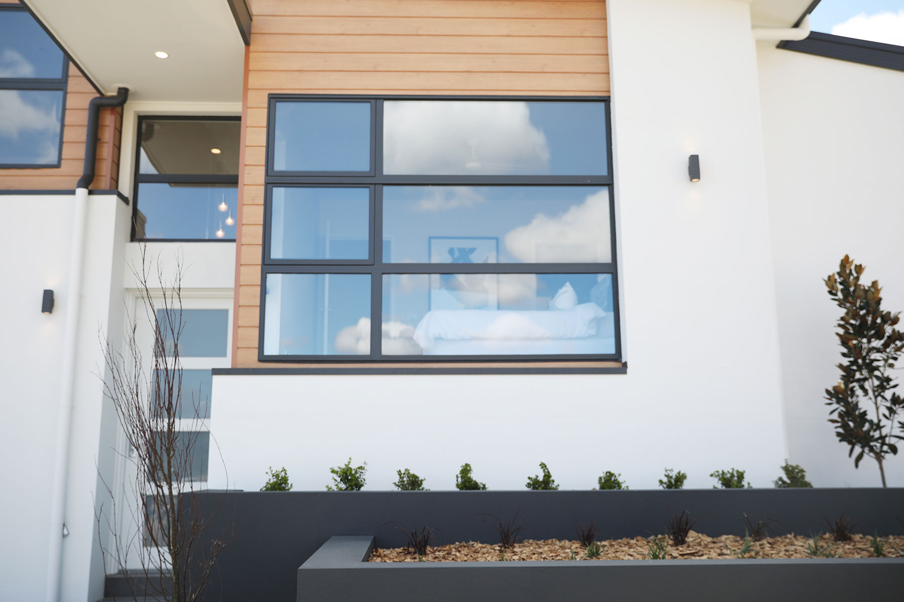 Elegance and Versatility gallery image