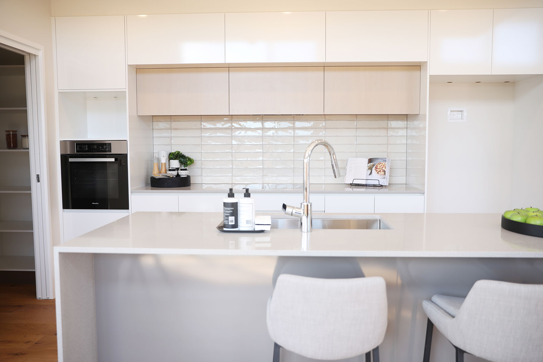 Elegance and Versatility gallery image