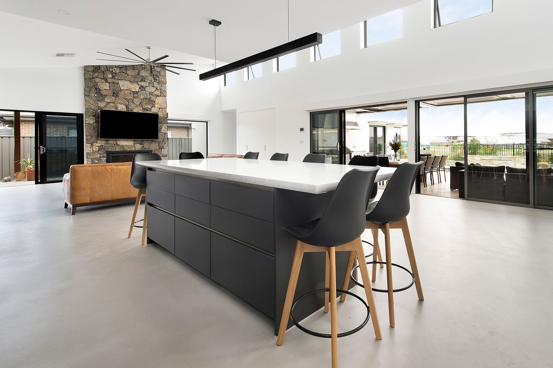 Stylish, contemporary entertainer gallery image