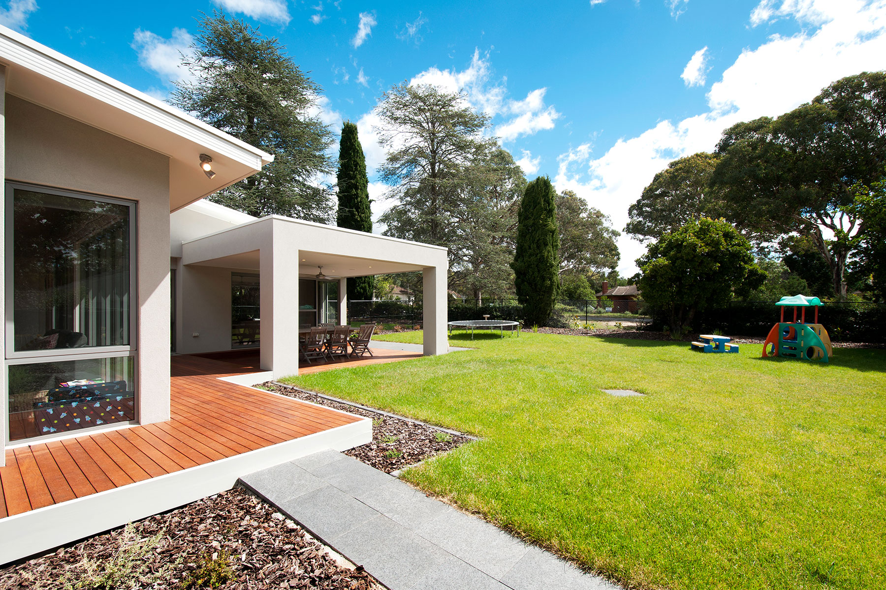 Elegant & light-filled gallery image