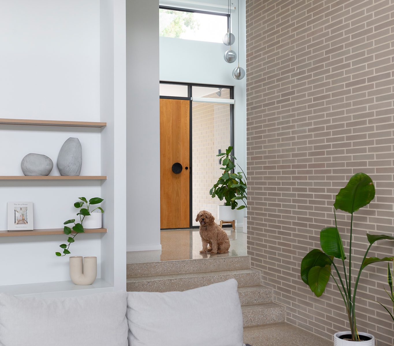 Poolside family living gallery image