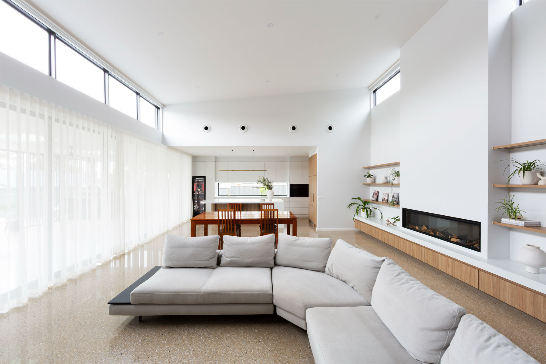 Poolside family living gallery image