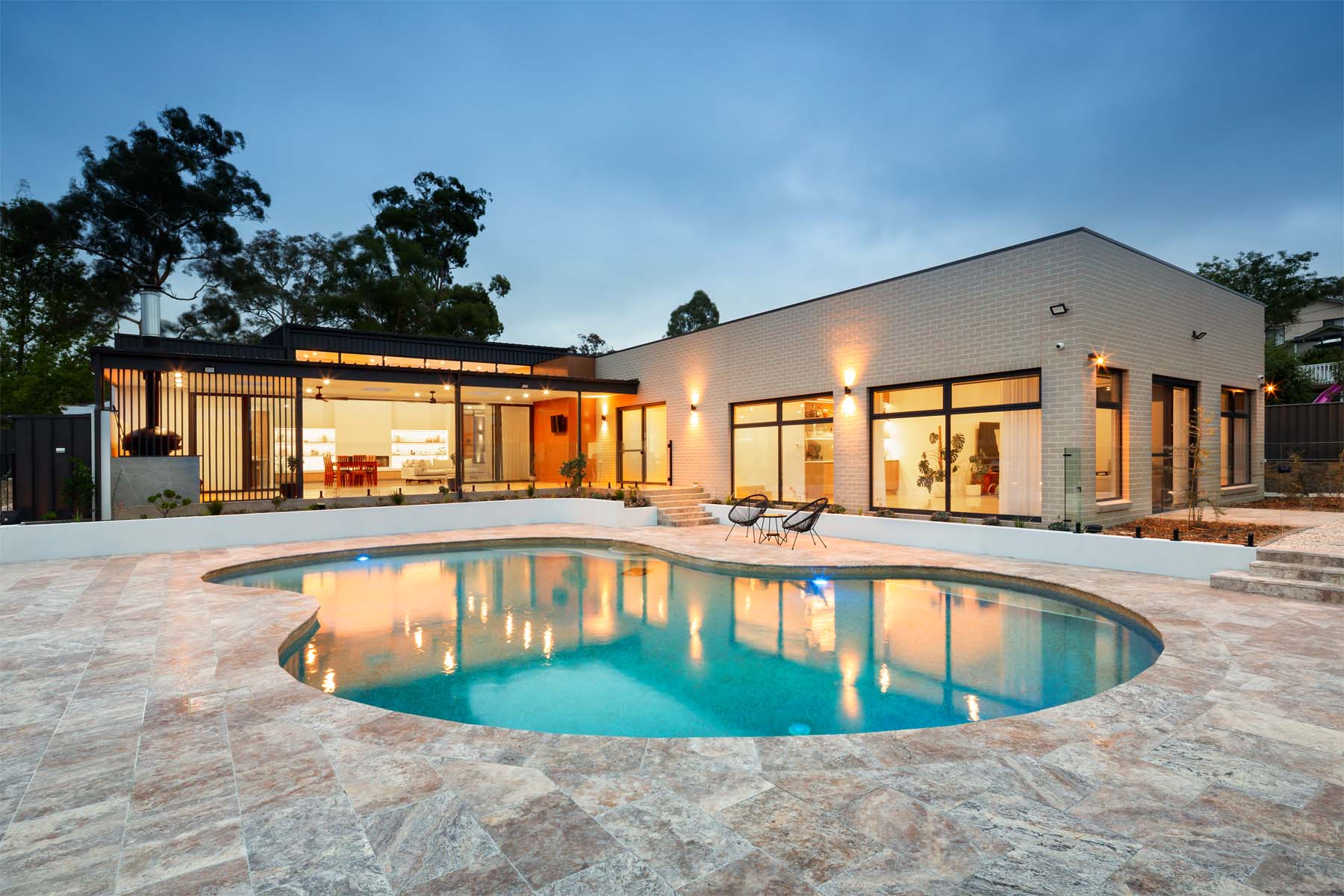 Poolside family living